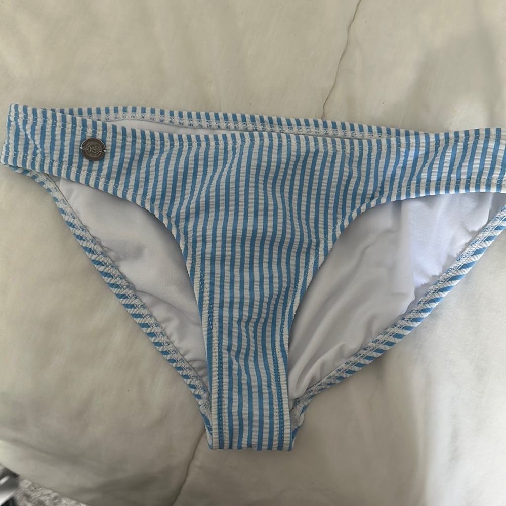 Southern Tide Seersucker swim bottoms, xs